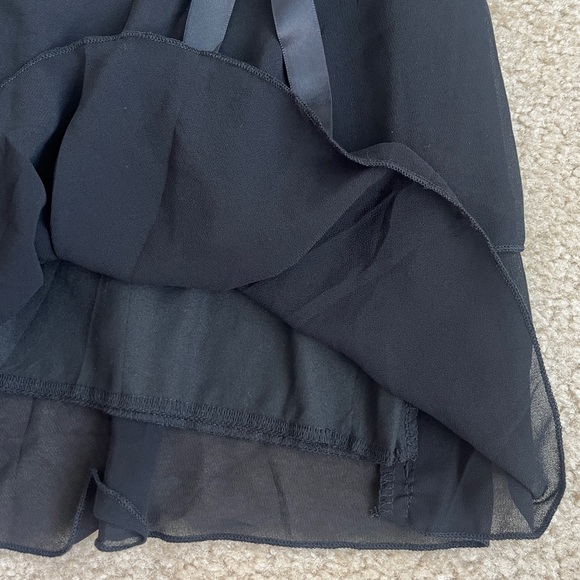 Edikted Double Ribbon Belt Ruffled Chiffon Mini Skirt in Black Women's Large - Picture 4 of 8